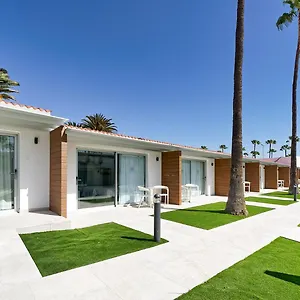 sanom-beach-resort-adults-only.in-canary-islands.com/