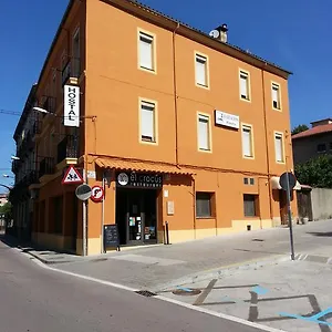 Paula Hostal